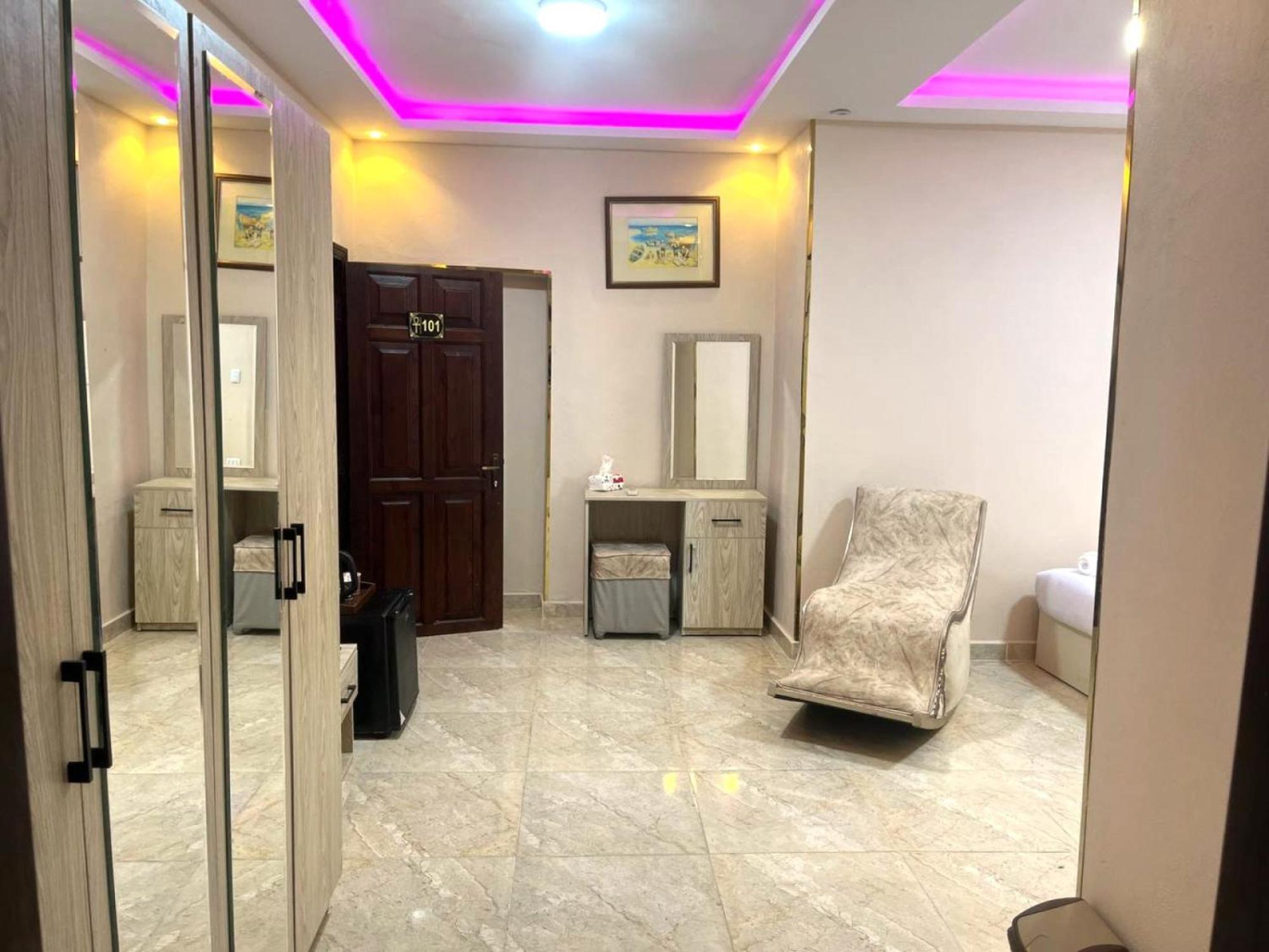 Nun Pyramids Hotel Kafret el-Gabal Chambre photo