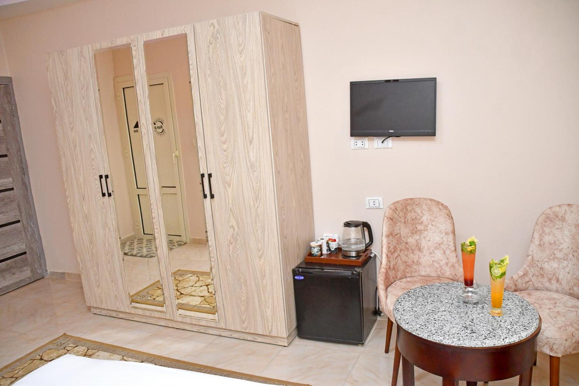 Nun Pyramids Hotel Kafret el-Gabal Chambre photo