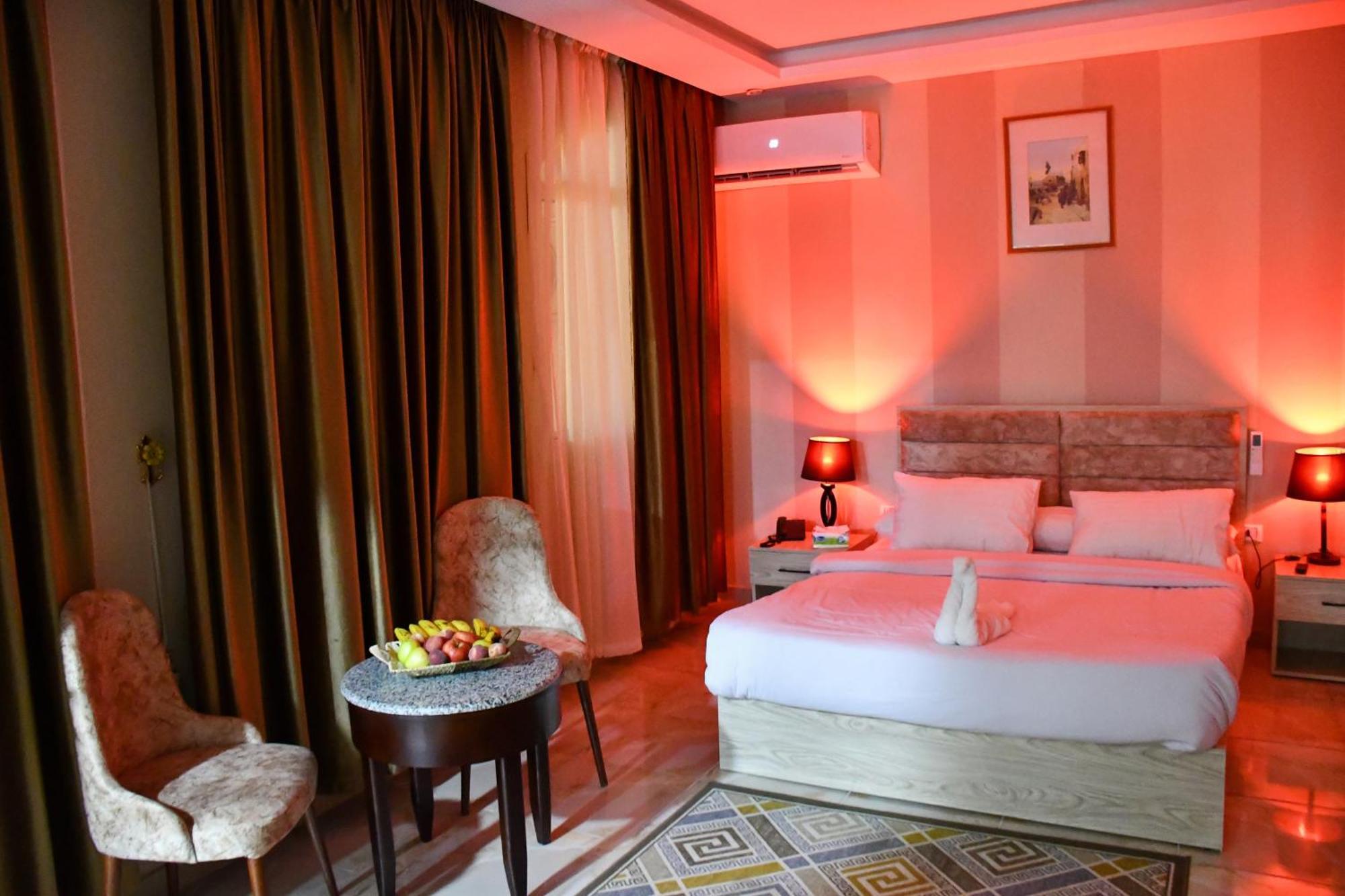 Nun Pyramids Hotel Kafret el-Gabal Chambre photo