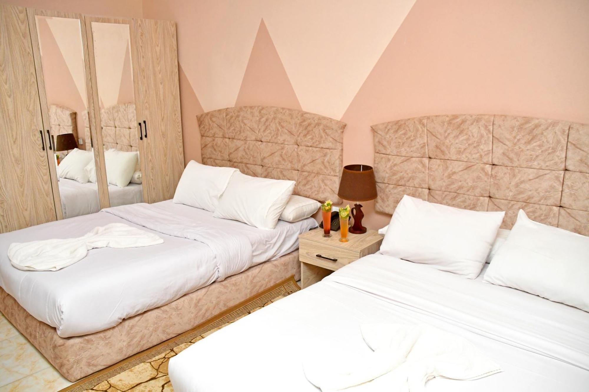 Nun Pyramids Hotel Kafret el-Gabal Chambre photo