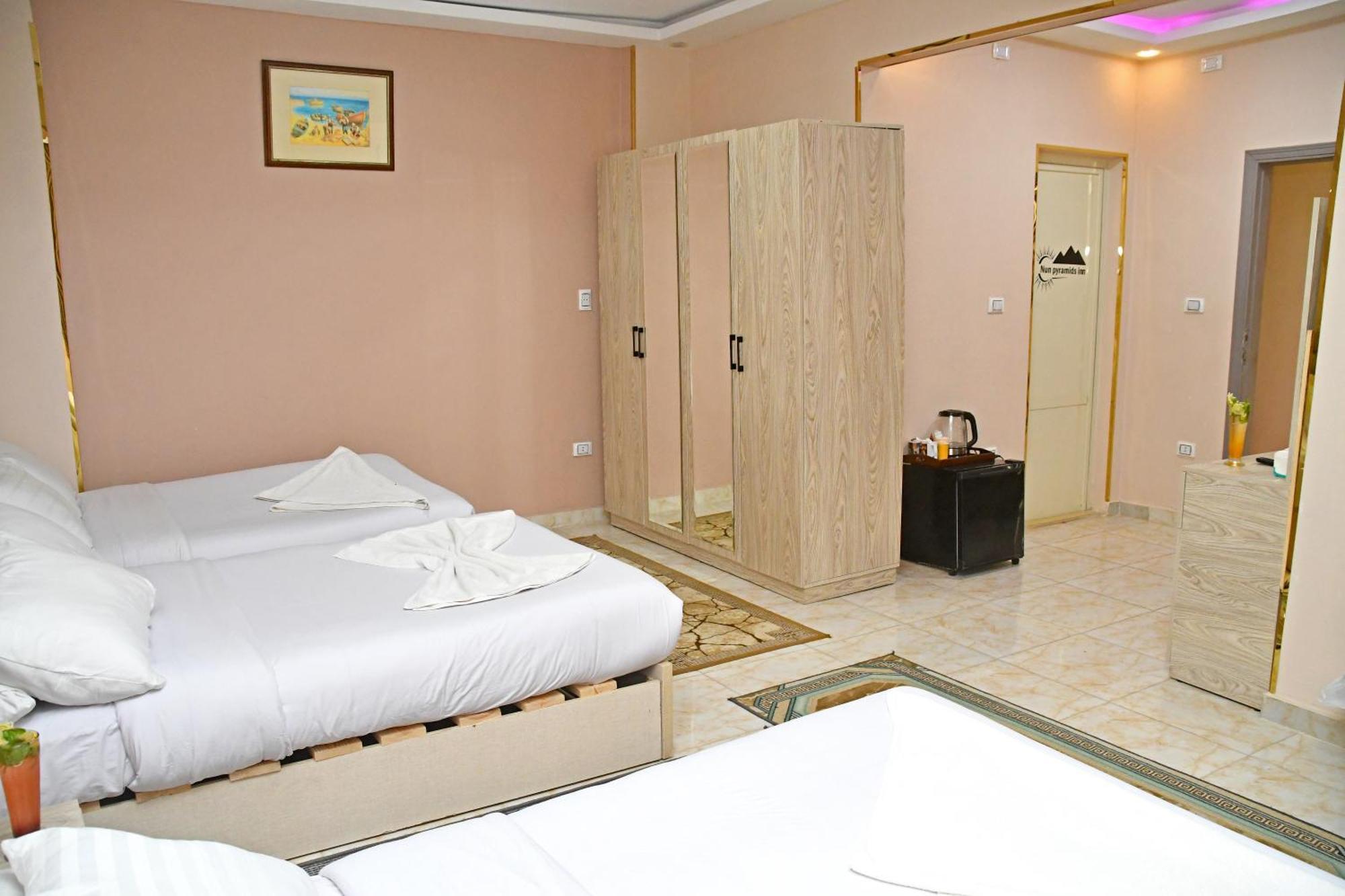 Nun Pyramids Hotel Kafret el-Gabal Chambre photo